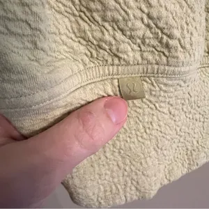 LULULEMON Textured Crewneck‎ Pullover thumbnail 6