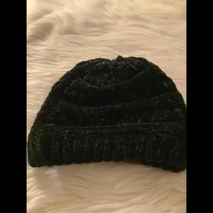 C.C Chunky Knit Beanie Hat - Cozy Winter Accessory thumbnail 3