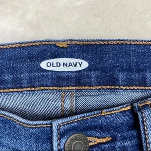 Old Navy Stretch Denim Cuffed Shorts‎ thumbnail 2
