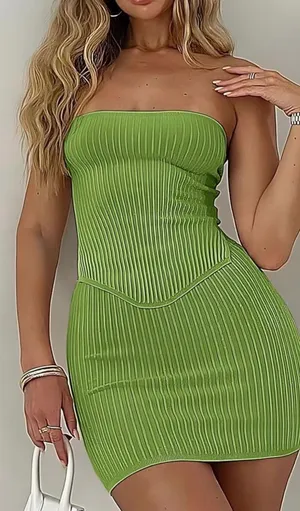 Green Two Piece Set Size M thumbnail 1