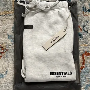 Essentials Fear Of God Relaxed Sweatpants Light Oatmeal Size S thumbnail 3