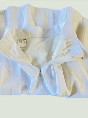 Uniqlo White Flowy Midi Skirt A-Line Swing Skirt Minimalist Summer Skirt Size XS thumbnail 6