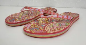 Vera Bradley Paisley in Paradise Womens Flip Flops Size 9 Pink Slip-On Summer thumbnail 1