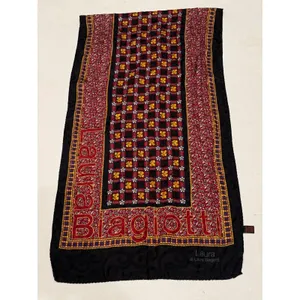 Laura Biagiotti Scarf Womens Red Black Silk Floral Medallion Logo Italy 60in‎ thumbnail 4