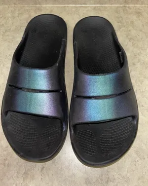 OOFOS OOAHH The Comfy Cushion Slide Sandals thumbnail 2