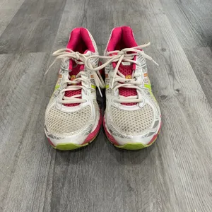 ASICS GT 2000 women’s 10 sneakers thumbnail 2