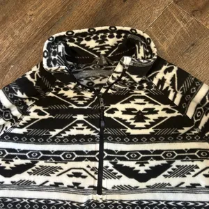 Eddie Bauer Womens XL Fleece Quarter Zip Pullover Black White Geometric Aztec‎ thumbnail 3