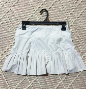White athletic skirt Size M thumbnail 1