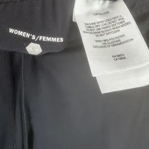 Mountain Hardwear women’s black wide leg cropped drawstring lounge pant size S thumbnail 2