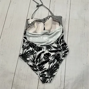 Old navy black and white halter bathing suit nwt thumbnail 3
