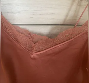 Abercrombie lace cami with button back detail and adjustable straps thumbnail 3