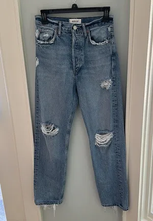 AGOLDE 90's Mid Rise Loose Distressed Jeans in Isolate thumbnail 6