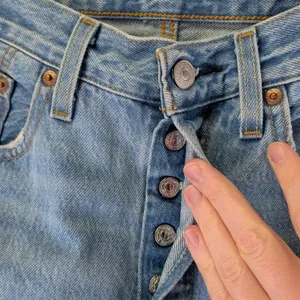 Levis 501 Original Womens High Rise Straight Leg Distressed Jeans‎ Blue W27 L26 thumbnail 3