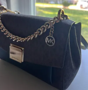 Michael Kors Purse Crossbody thumbnail 1