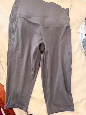 Halara S Womens Gray High-Waisted Capri Leggings With Pockets Size S thumbnail 7