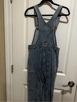 Levi’s Mom Utility Overalls Denim Jeans Womens Size 26 thumbnail 4