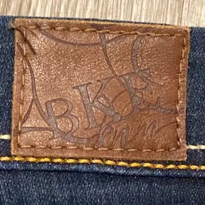 BKE Addison womens blue jeans size 27 thumbnail 8