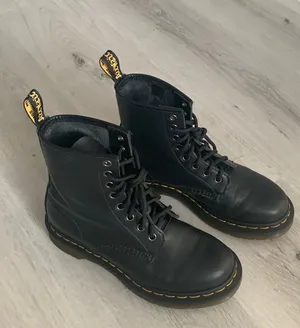 Dr. Martens 1460 Smooth Black Leather Boots thumbnail 1