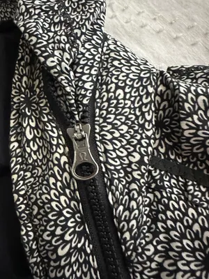 Lululemon Jacket thumbnail 3