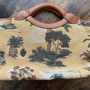 VINTAGE: Tommy Bahama | tapestry clutch handbag thumbnail 5