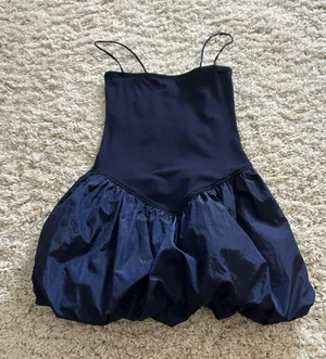 Edikted Navy Mini Puff Dress thumbnail 1