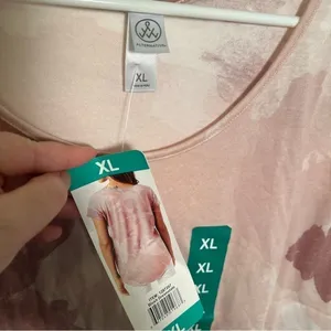 Alternative Women's Size XL Scoop Neck T-Shirt Short Sleeve Blush‎ Dreamstate thumbnail 7
