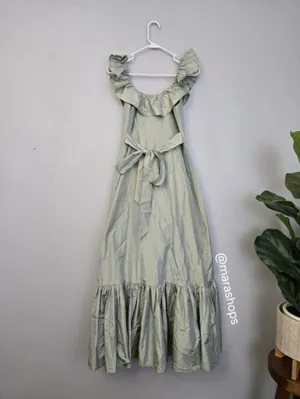 Louise New York The Camille Dress in Sage thumbnail 6