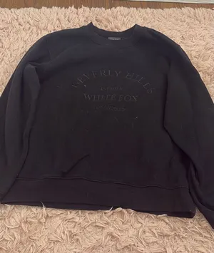 White Fox Crewneck Boutique Sweatshirt Black thumbnail 1