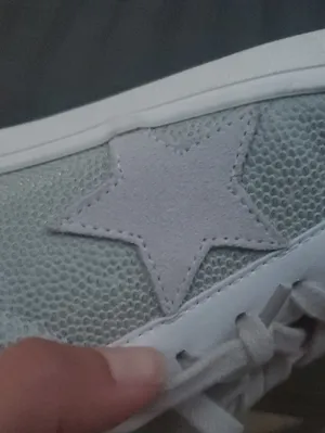 Vintage Havana White Star Detail Low-Top Women's Sneaker Size 7 thumbnail 4