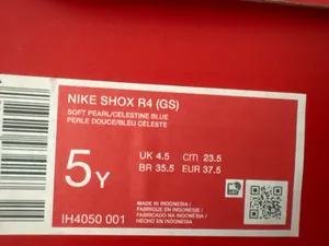 Nike Women’s Shox Shoes thumbnail 6