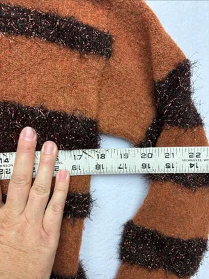 Madewell Women's xs extra small Crewneck Sweater in Brown holiday wool festive thumbnail 5