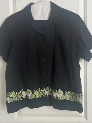 Black Button thumbnail 1