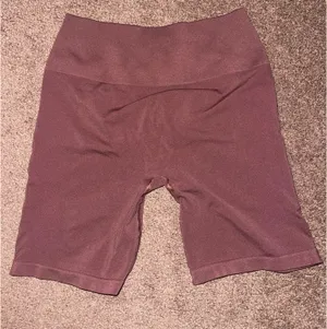 Alphalete Amplify Shorts Scrunch thumbnail 3