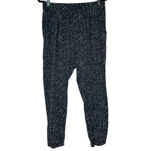 Lululemon Jogger Butterfly Texture Black White Size 8 thumbnail 6