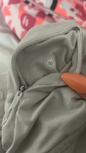 Lululemon White Shorts thumbnail 5