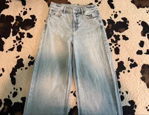 American Eagle Dreamy Drape Stretch Super High-Waisted Baggy Wide-Leg Jean thumbnail 3