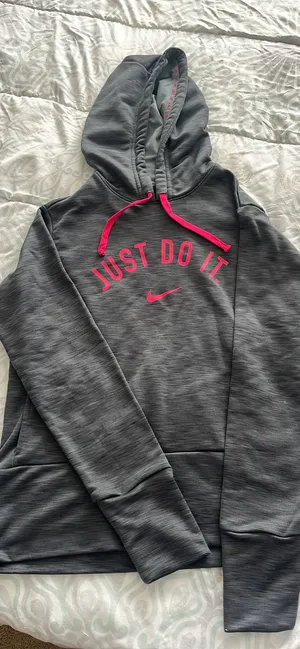 Nike Hoodie thumbnail 1