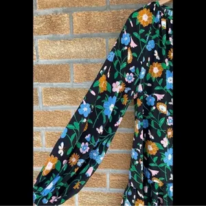 KATE SPADE NEW YORK KATE SPADE Floral Garden Tulip Dress In Black LARGE thumbnail 4