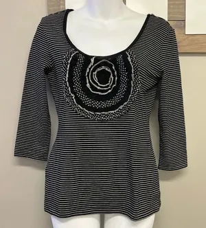 White House Black Market Black White Striped Floral Accent Women's Top Small thumbnail 1