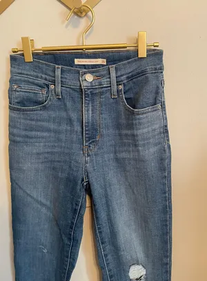 724 High-Rise Straight Crop Jeans thumbnail 3