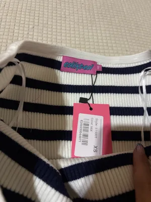 Edikted Top Long Sleeve Crop thumbnail 2