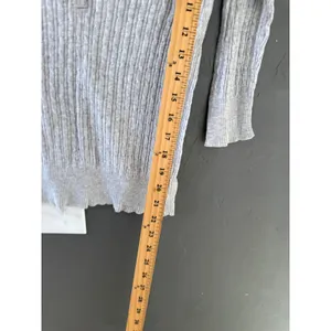 Aeropostale Y2k Grey Ribbed‎ Cable Knit Henley 3/4 Sleeve V-Neck Top Large thumbnail 6