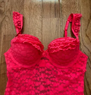 Y2k Victoria’s Secret hot pink mesh heart print lace padded chemise slip thumbnail 2