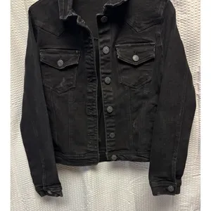 1511 Inc. Women's Distressed Size Medium Black Denim Trucker Pockets‎ thumbnail 3