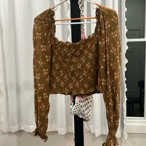 Aerie top thumbnail 1