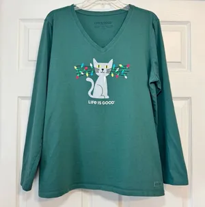 Life is Good Green Cat Christmas Lights Long Sleeve Crusher Tee XL thumbnail 1