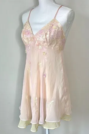 90s Vintage Victoria’s Secret Babydoll thumbnail 2