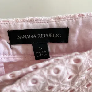 Banana Republic, pink shorts size 6 thumbnail 2