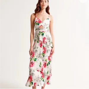 NWT Abercrombie & Fitch A&F Giselle Pleated Tiered Maxi Dress Satin White Floral thumbnail 2