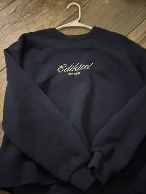 Edikted Crewneck thumbnail 2